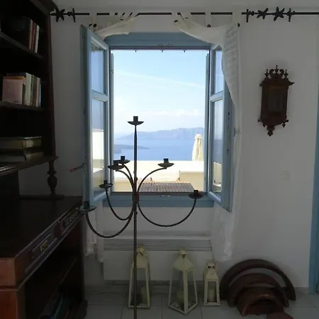 Beautiful Santorini Galazio 2 Bedrooms Private Terrace & Breathtaking Caldera Views *