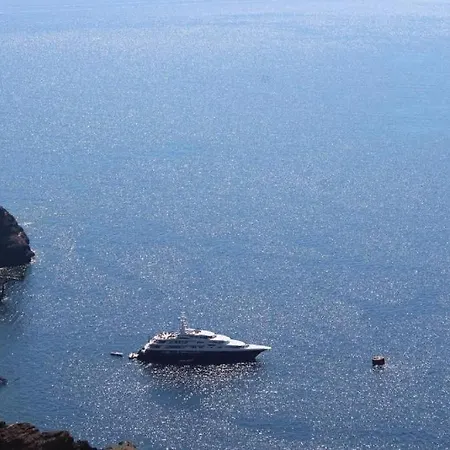 Villa Beautiful Santorini Galazio 2 Bedrooms Private Terrace & Breathtaking Caldera Views *
