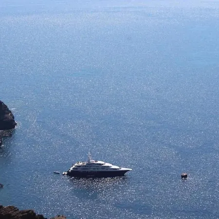 Beautiful Santorini Galazio 2 Bedrooms Private Terrace & Breathtaking Caldera Views Villa *