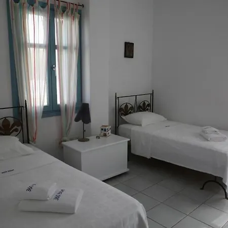 וילה Beautiful Santorini Galazio 2 Bedrooms Private Terrace Breathtaking Caldera Views סנטוריני