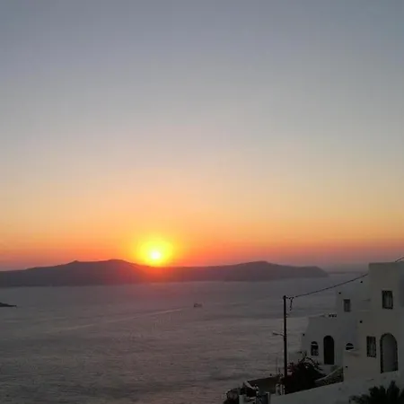 Villa Beautiful Santorini Galázio 2 Bedrooms Private Terrace&breathtaking Caldera Views