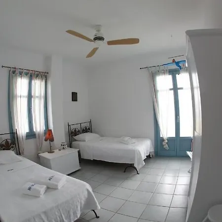 Beautiful Santorini Galázio 2 Bedrooms Private Terrace&breathtaking Caldera Views * Fira (Santorini)